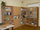 Informācijas un preses plaukts